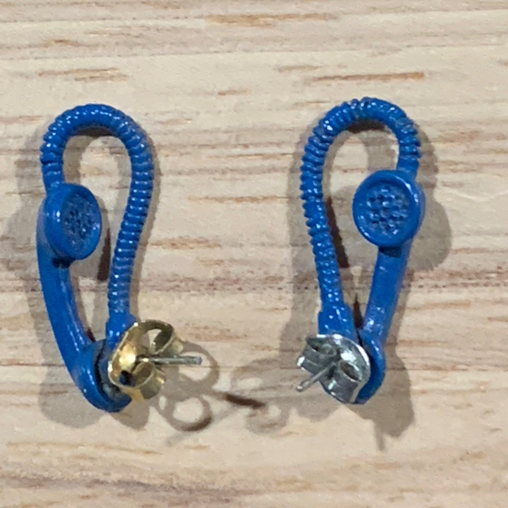 Vintage Telephone Earrings Women OS Blue Enamel Retro Kitsch Novelty Studs